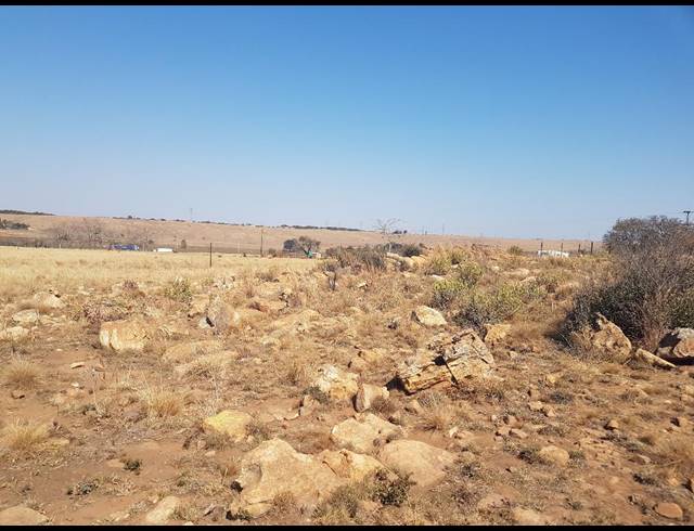 140,000M² SMALLHOLDING FOR SALE IN DONKERHOEK AH